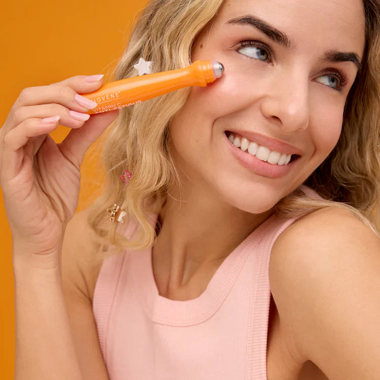 Vitamine C Rouleau de l'œil avec 10% de vitamine C pour un look frais et rayonnant 15 ml