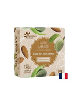 Savon aux amandes, 100 G Nature en flou