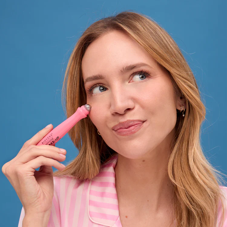 Sérum sur les yeux de la caféine avec de la vitamine E pour rafraîchir les yeux fatigués 15 ml